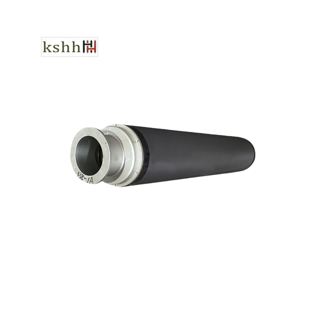 Láser grabando ejes anilox de cerámica con cubierta de polvo